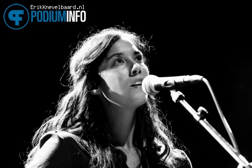 Lisa Hannigan op Glen Hansard - 10/12 - Paradiso foto
