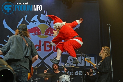 Go Back To The Zoo op Redbull Soundclash - 20/12 - HMH foto
