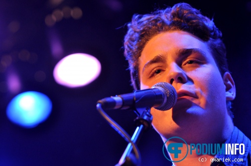 Douwe Bob op Douwe Bob Posthuma - 5/1 - Metropool foto