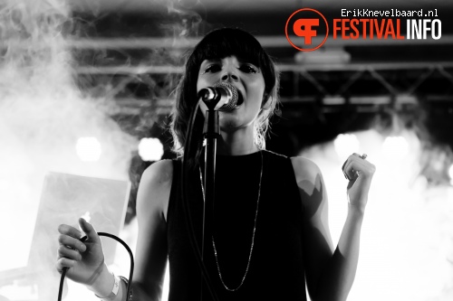 Chvrches op Eurosonic Noorderslag 2013 foto