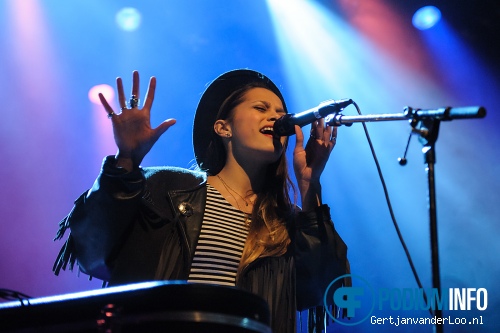Jerusa op Allen Stone - 21/2 - Tivoli foto