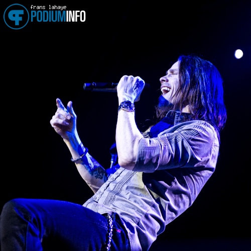 Myles Kennedy op Slash - 26/2 - 013 foto