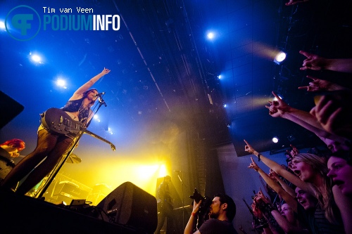 Halestorm op Bullet For My Valentine - 21/3 - Melkweg foto