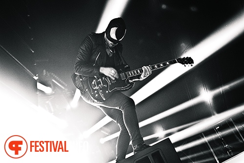 The Bloody Beetroots op paaspop 2013 - dag 3 foto