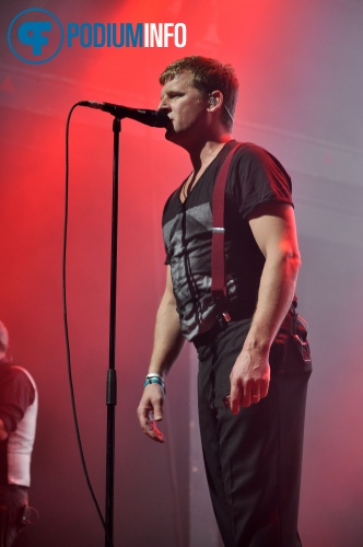 Foto Racoon op Racoon - 6/4 - Klokgebouw