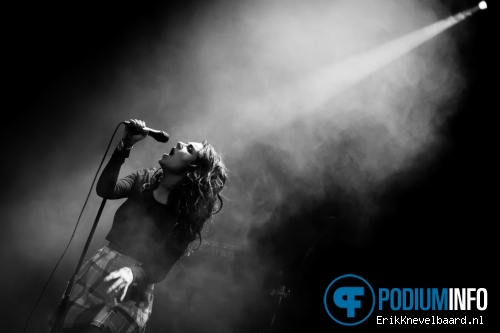 Charli XCX op Ellie Goulding - 9/4 - Paradiso foto