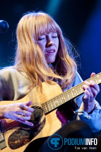 Lucy Rose op Counting Crows - 16/4 - Heineken Music Hall foto