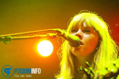 Lucy Rose op Counting Crows - 16/4 - Heineken Music Hall foto