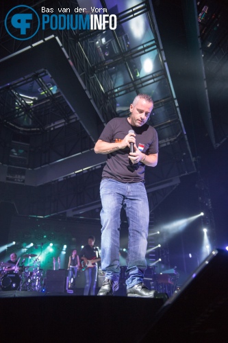 Eros Ramazzotti op Eros Ramazzotti - 20/4 - Ziggo Dome foto