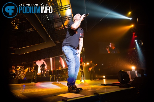 Eros Ramazzotti op Eros Ramazzotti - 20/4 - Ziggo Dome foto