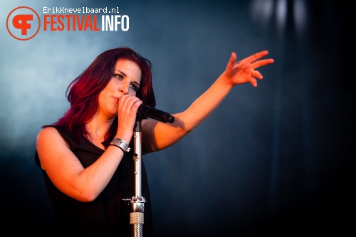 Delain op Bevrijdingsfestival Overijssel 2013 foto