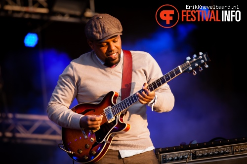 Karsu op Bevrijdingsfestival Overijssel 2013 foto