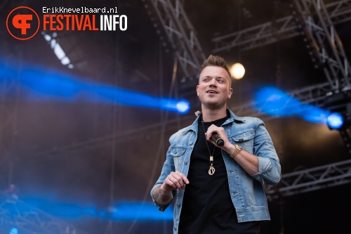 Gers Pardoel op Bevrijdingsfestival Overijssel 2013 foto