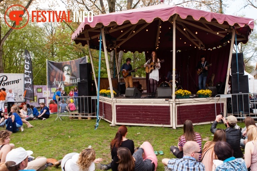 Chayah op Bevrijdingsfestival Overijssel 2013 foto