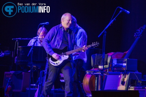 Mark Knopfler op Mark Knopfler - 14/5 - Ziggo Dome foto