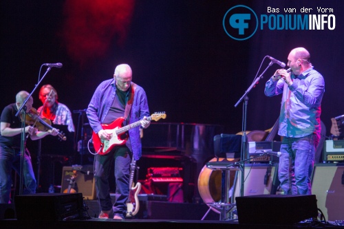 Mark Knopfler op Mark Knopfler - 14/5 - Ziggo Dome foto