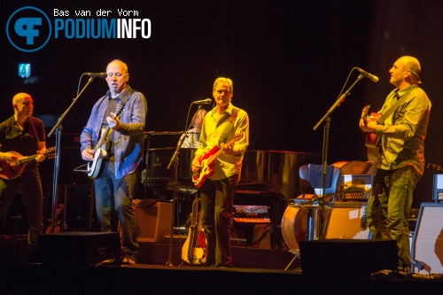 Mark Knopfler op Mark Knopfler - 14/5 - Ziggo Dome foto