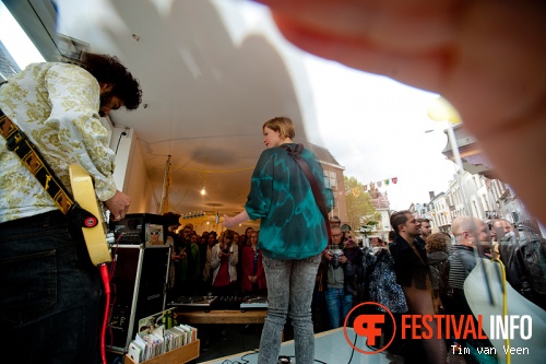 Foto Amber Arcades op Le Guess Who? Mayday 2013