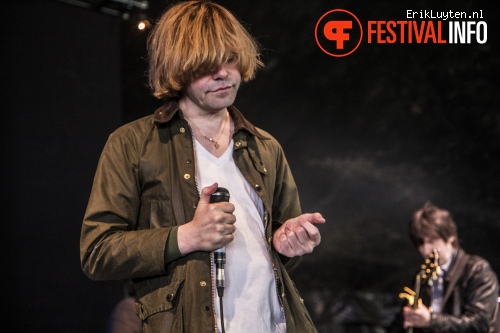 Tim Burgess op Field Day London 2013 foto