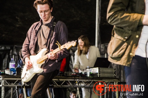 Tim Burgess op Field Day London 2013 foto