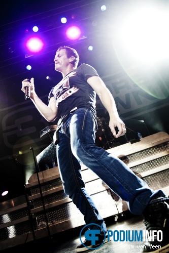 3 Doors Down op 3 Doors Down - 17/6 - 013 foto