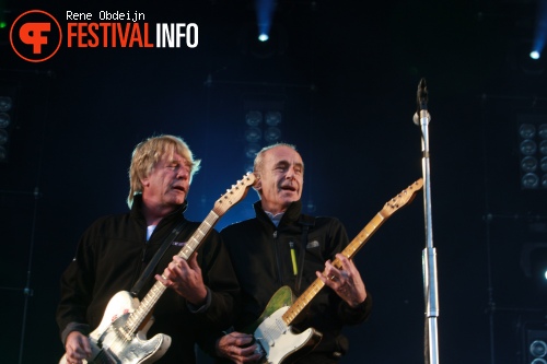 Status Quo op Retropop 2013 foto