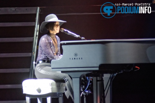 Alicia Keys op Alicia Keys - 7/6 - Ziggo Dome foto