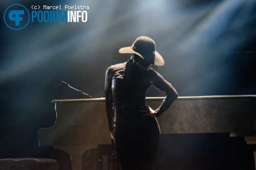 Alicia Keys op Alicia Keys - 7/6 - Ziggo Dome foto