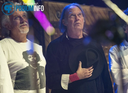 Neil Young & Crazy Horse op Neil Young - 5/6 - Ziggo Dome foto