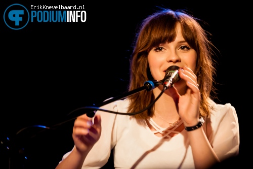 Gabrielle Aplin op Gabrielle Aplin - 10/06 - People's Place foto