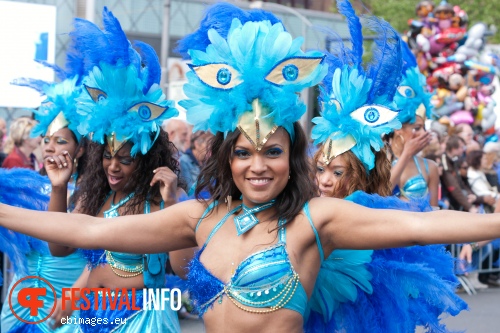 Zomercarnaval Straatparade 2013 foto
