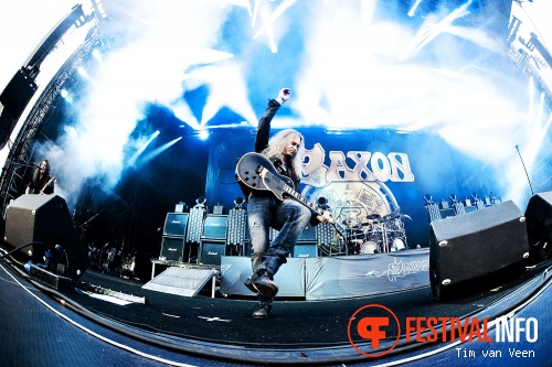 Saxon op Graspop Metal Meeting 2013 foto