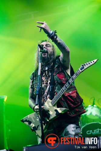 Soulfly op Graspop Metal Meeting 2013 foto