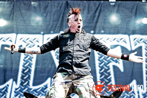 HellYeah op Graspop Metal Meeting 2013 foto