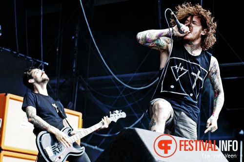 The Devil Wears Prada op Graspop Metal Meeting 2013 foto