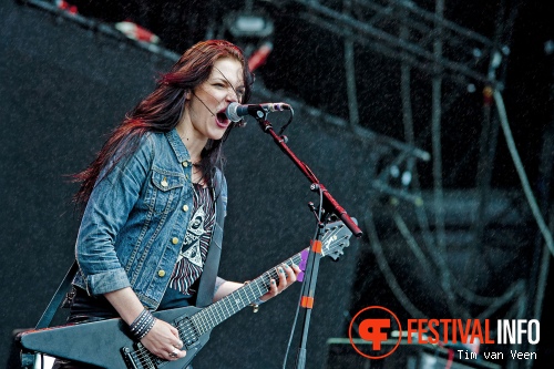 Crucified Barbara op Graspop Metal Meeting 2013 foto