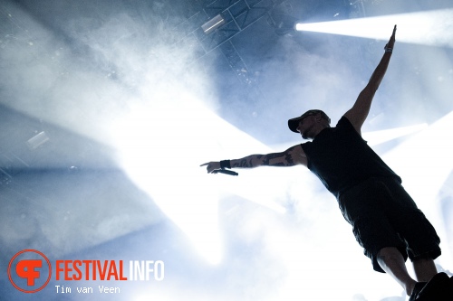 All That Remains op Graspop Metal Meeting 2013 foto