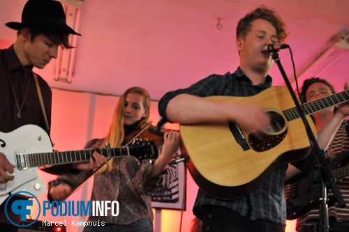 Our Minor Fall op Fred & Guus en de Man met de Cocosnoot - 28/6 - Fred & Guus foto
