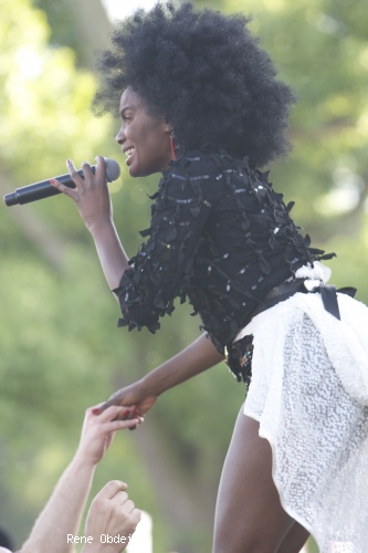 Noisettes op Parkpop 2013 foto