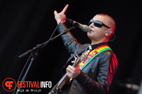 Sinead O'Connor op Parkpop 2013 foto