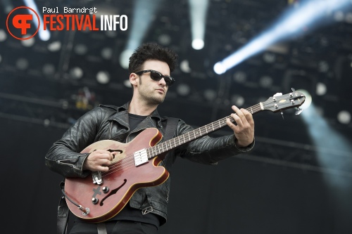 Black Rebel Motorcycle Club op Rock Werchter 2013 - dag 1 foto