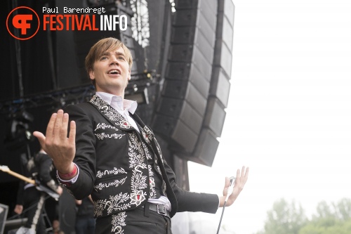 The Hives op Rock Werchter 2013 - dag 2 foto