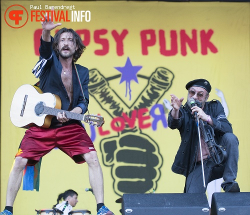 Gogol Bordello op Rock Werchter 2013 - dag 4 foto