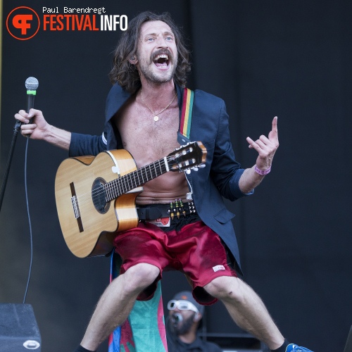 Gogol Bordello op Rock Werchter 2013 - dag 4 foto