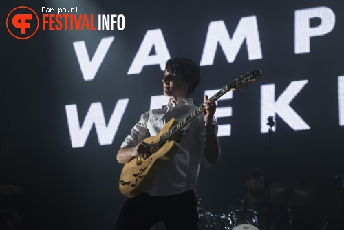 Vampire Weekend op De Wereld Draait Buiten 2013 foto