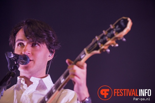 Vampire Weekend op De Wereld Draait Buiten 2013 foto