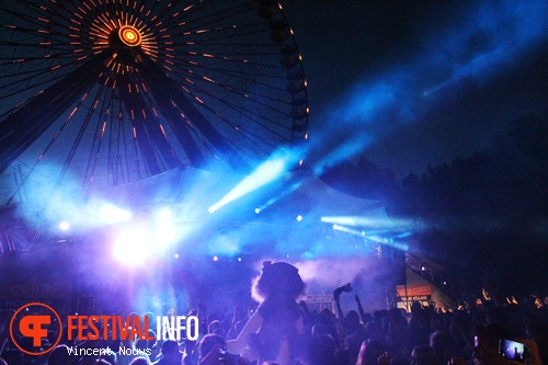 Out of Control 2013 foto