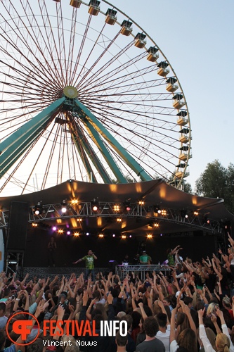 Out of Control 2013 foto