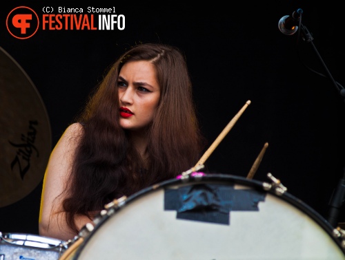 Kitty, Daisy & Lewis op Bospop 2013 foto