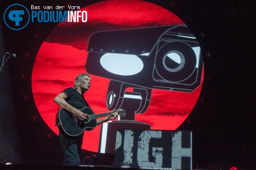 Roger Waters op Roger Waters - 18/7 - Gelredome foto